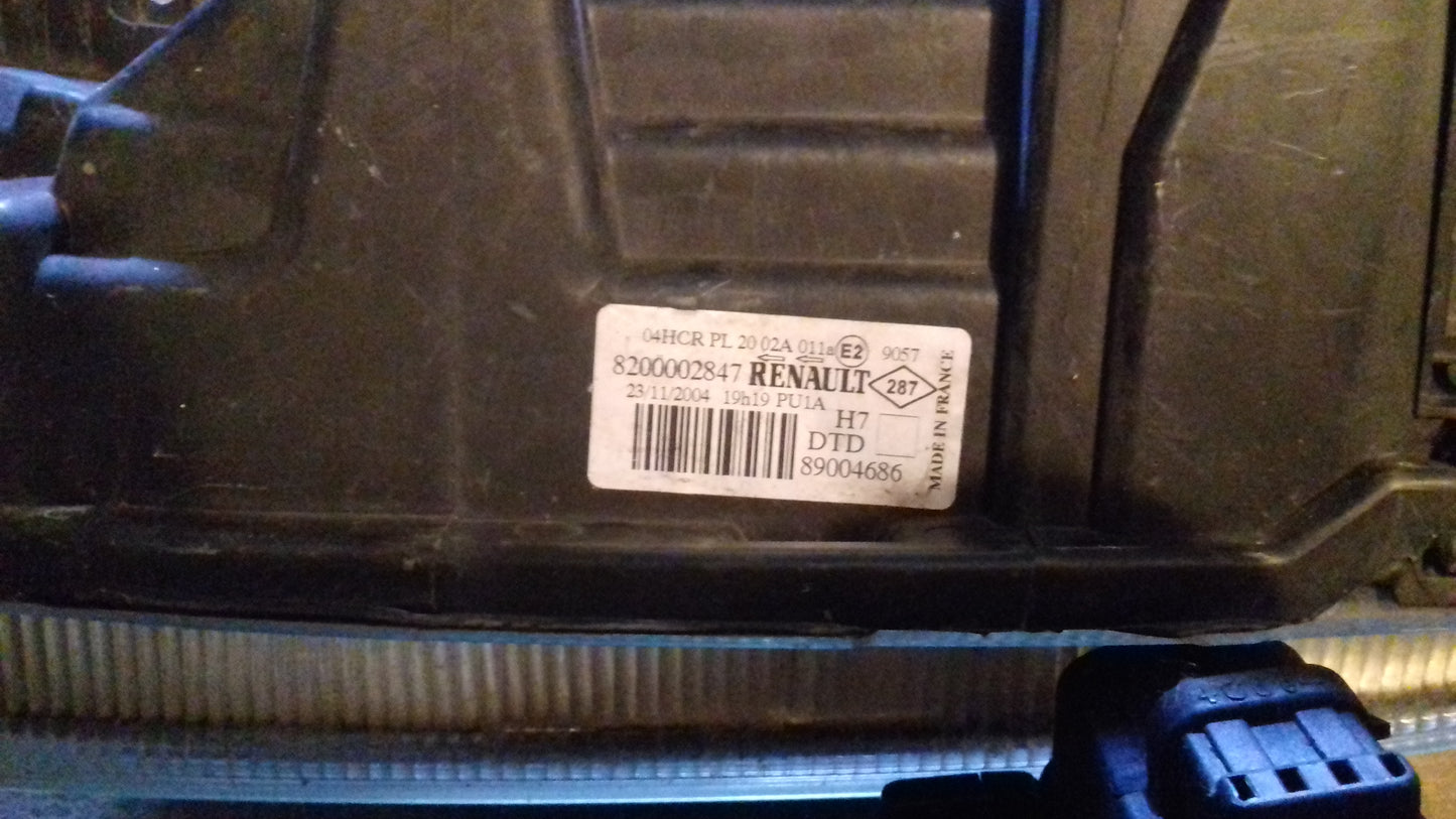 PHARES RENAULT LAGUNA 2