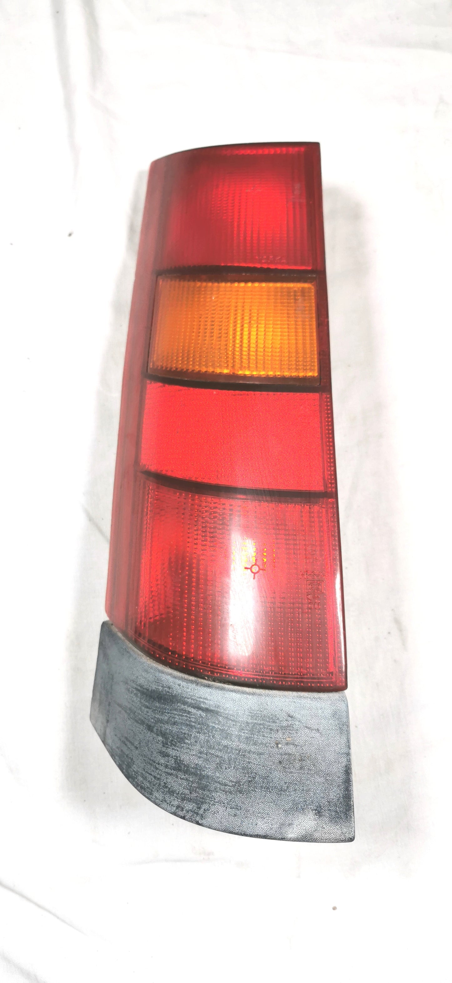 feu arrière Renault Super 5