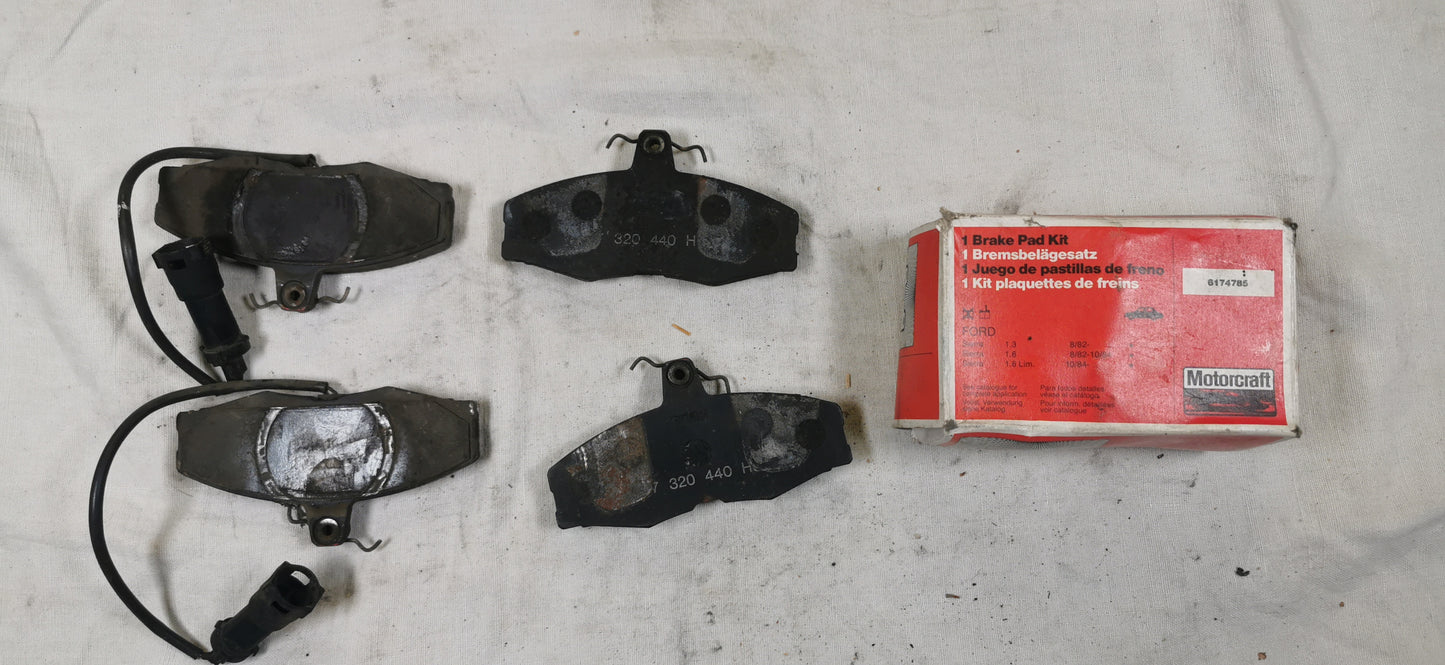 Plaquettes de frein FORD SIERRA 6174785