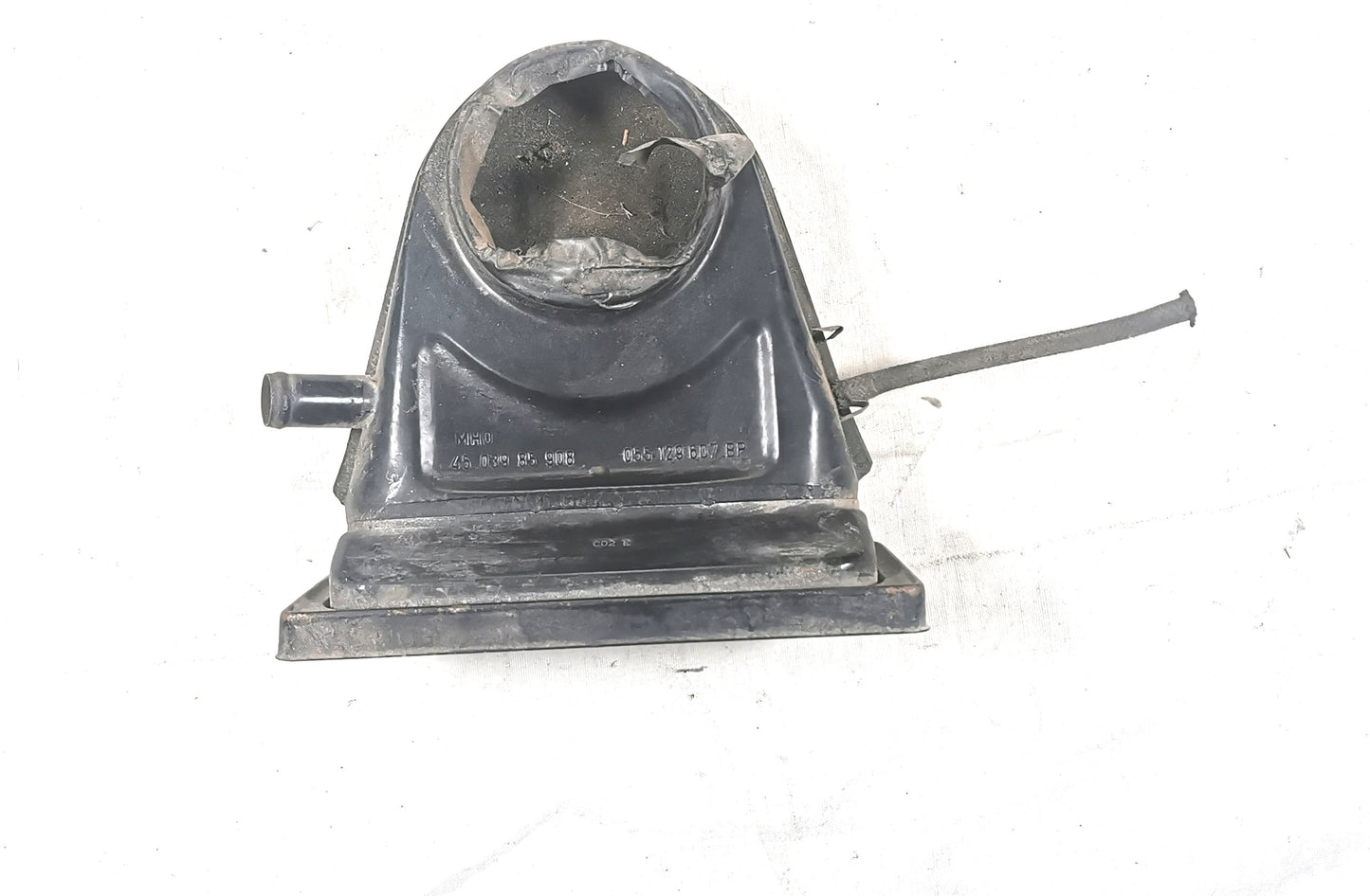 Boite filtre à air sur carburateur Golf 1 Jetta 1 Scirocco 2 1.6 055129607CD