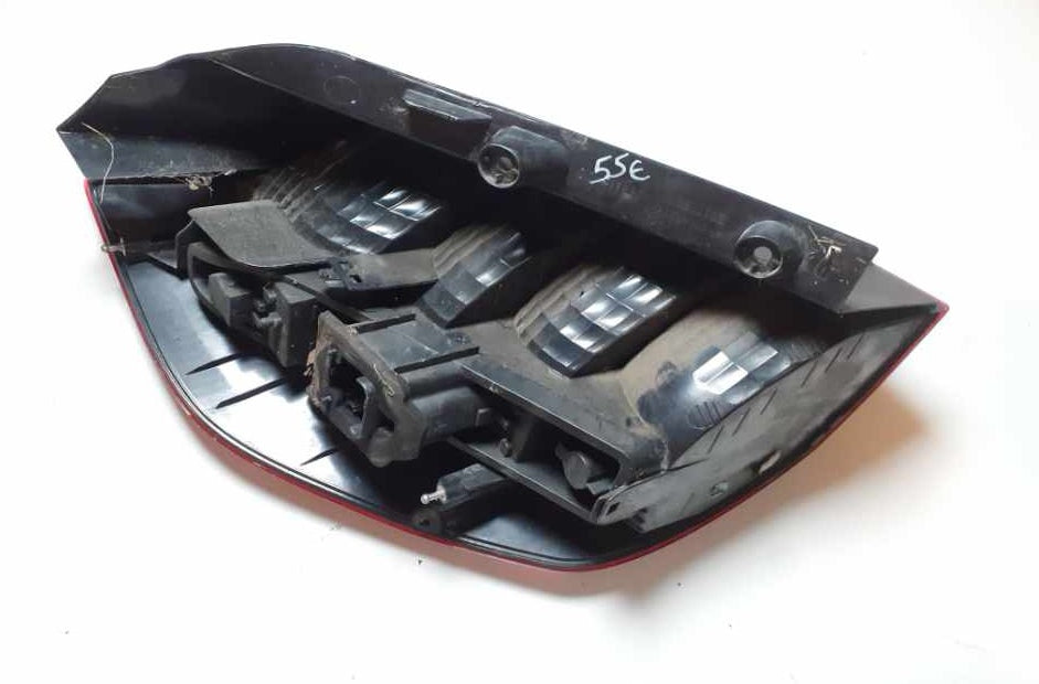 Renault Scenic 2 feu arrière droit