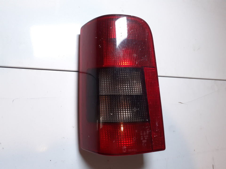 Citroen Berlingo feu arrière gauche