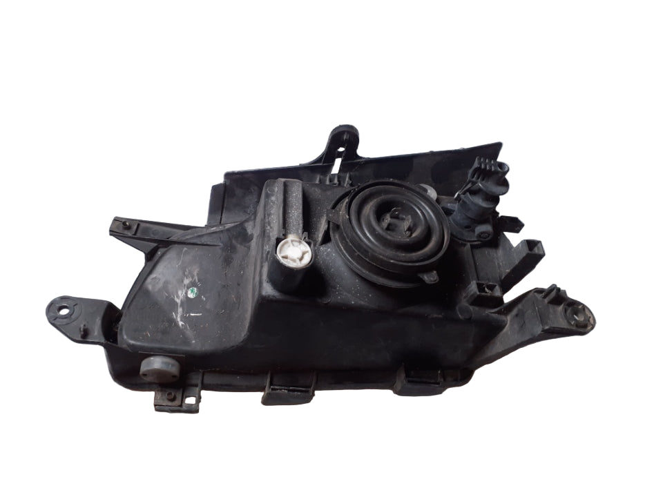 Citroën Berlingo phare avant droit