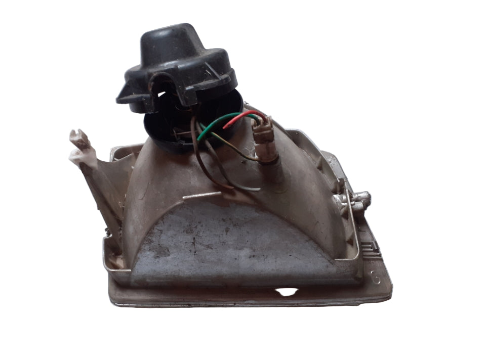 Peugeot 205 phare avant