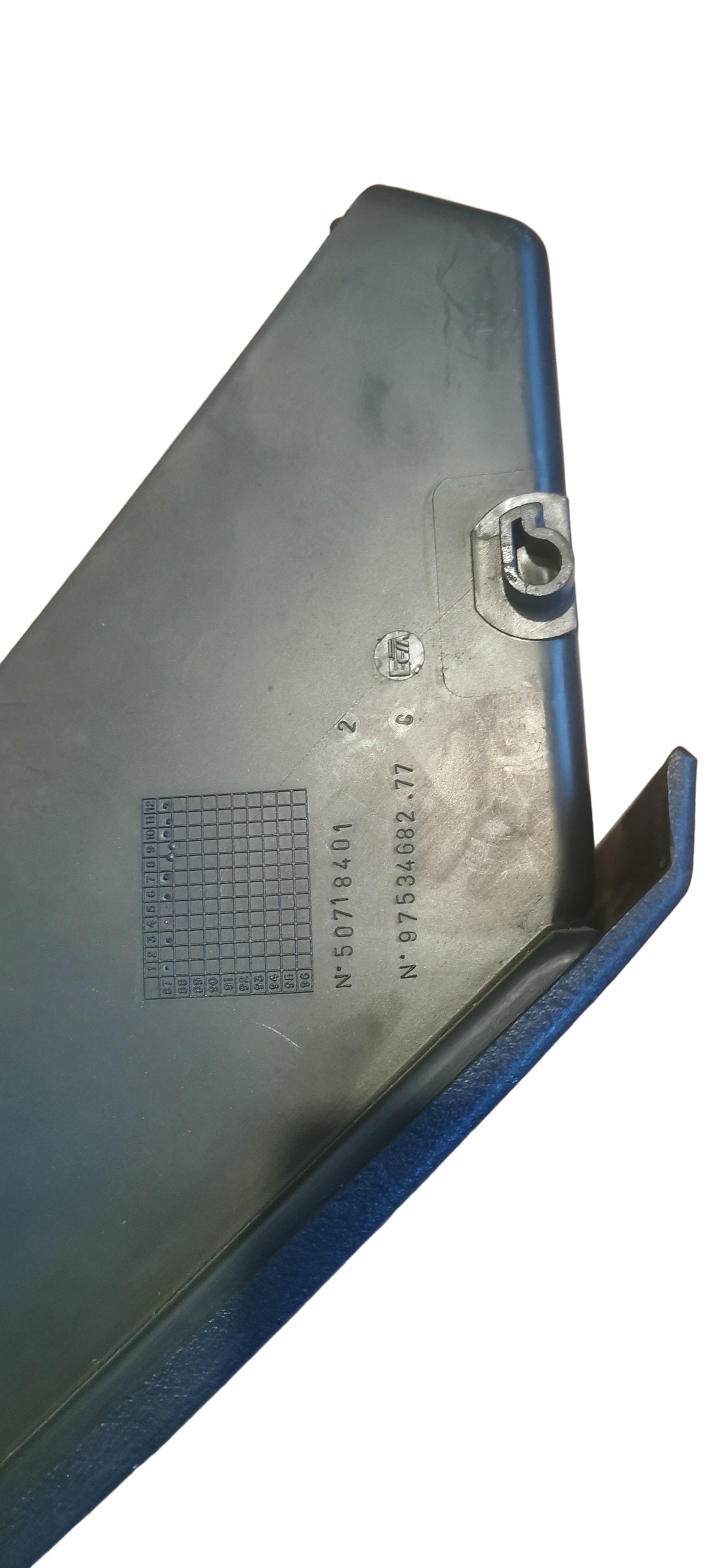 boite à gant peugeot 205