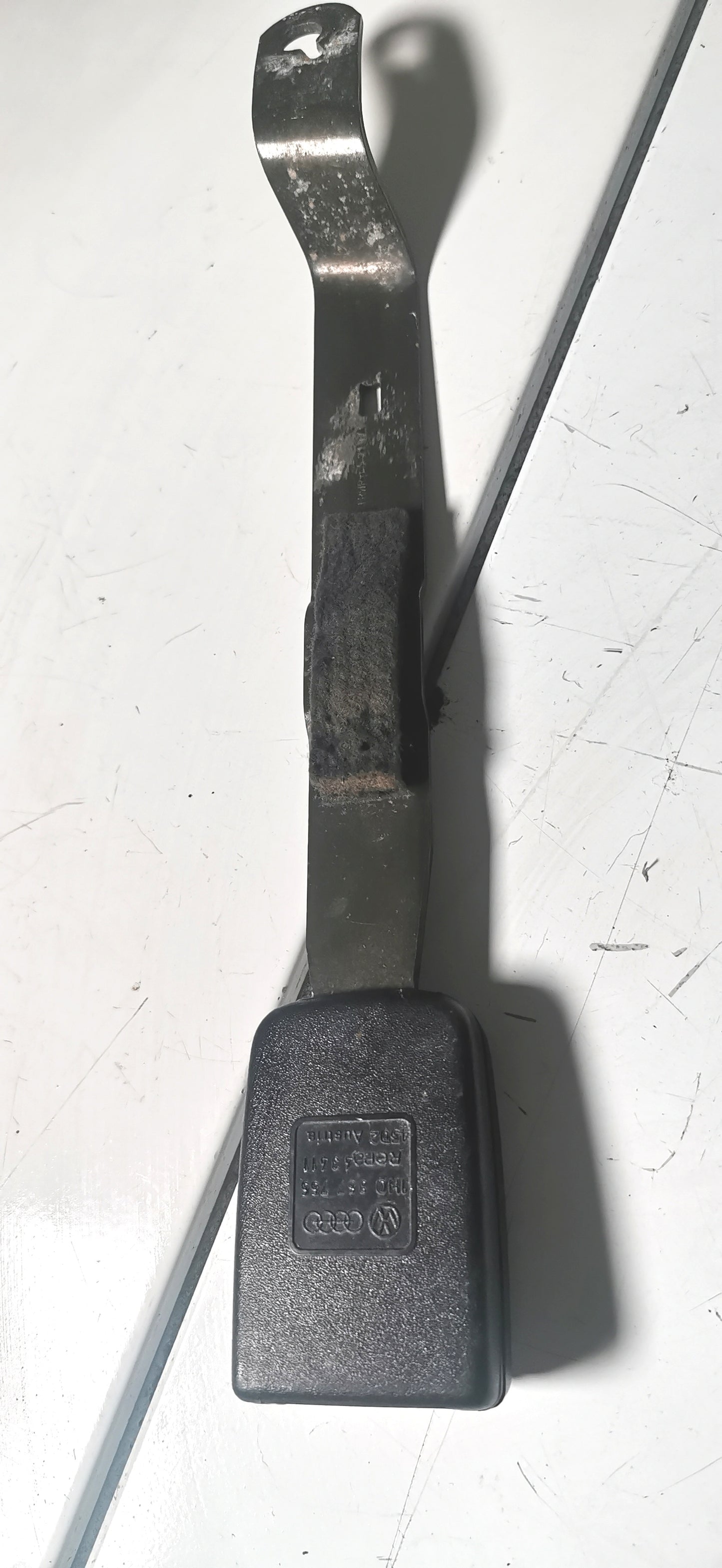 golf 2 ancrage de ceinture avant