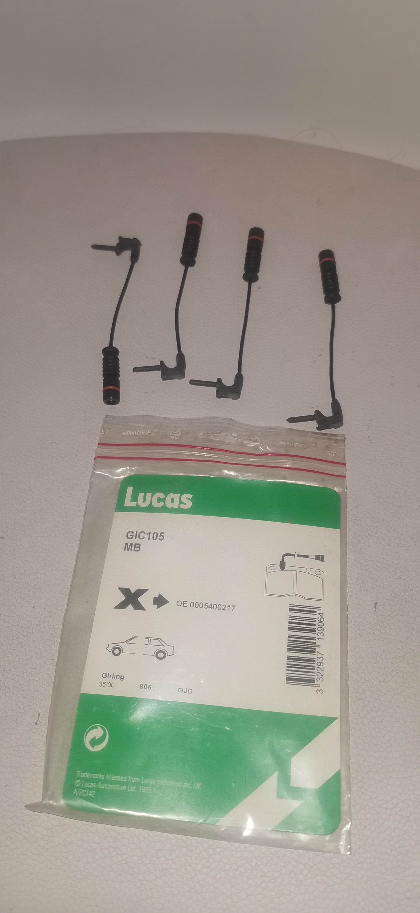 LUCAS GIC 105