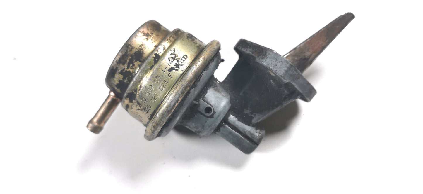 Pompe à essence sur bloc moteur pour VW Golf 1 moteurs 1.5L 1.6L 1.8L