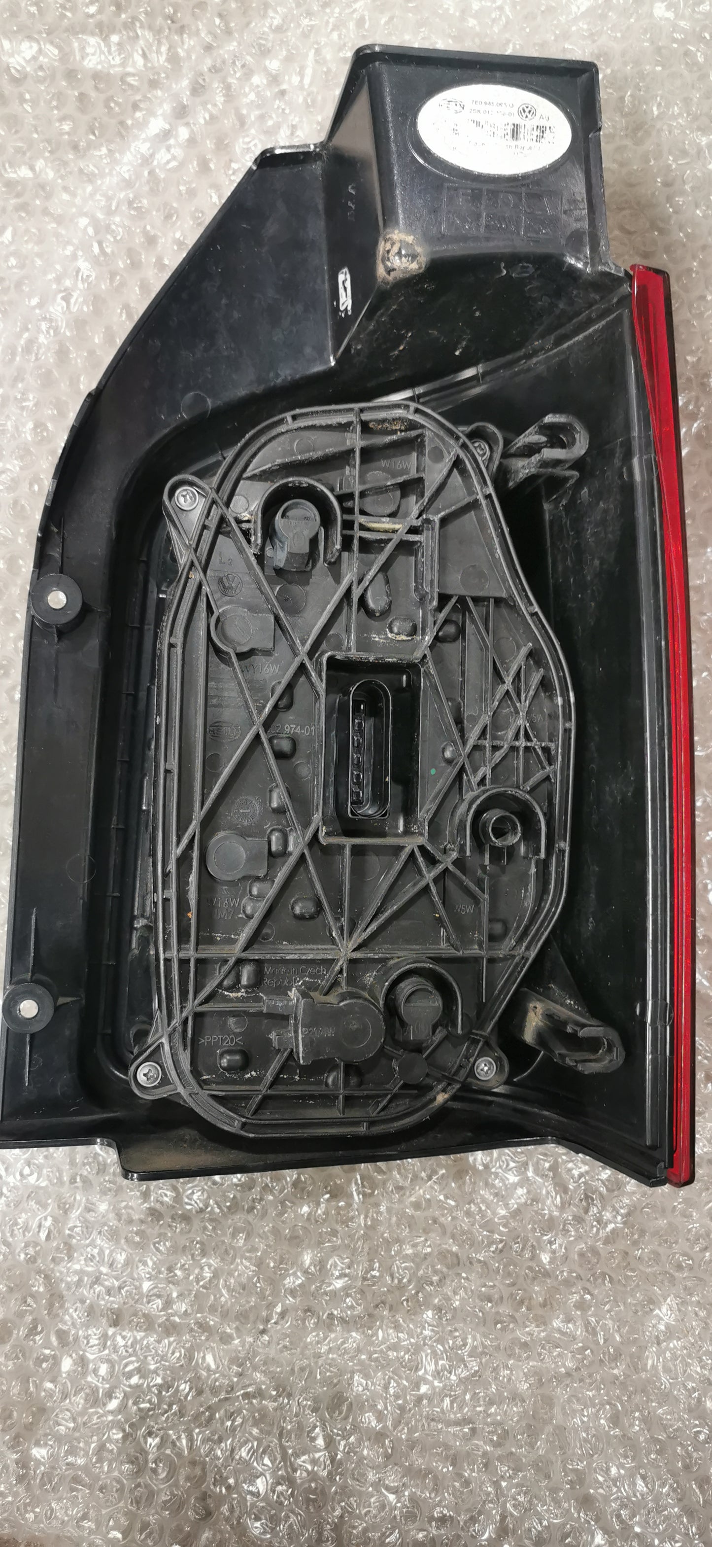 Feu arrière droit VOLKSWAGEN TRANSPORTER T6