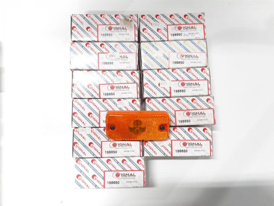 Feu de position latéral