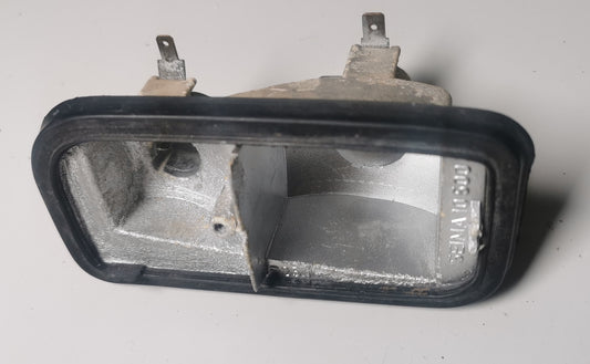 Renault 4L support feu clignotant gauche