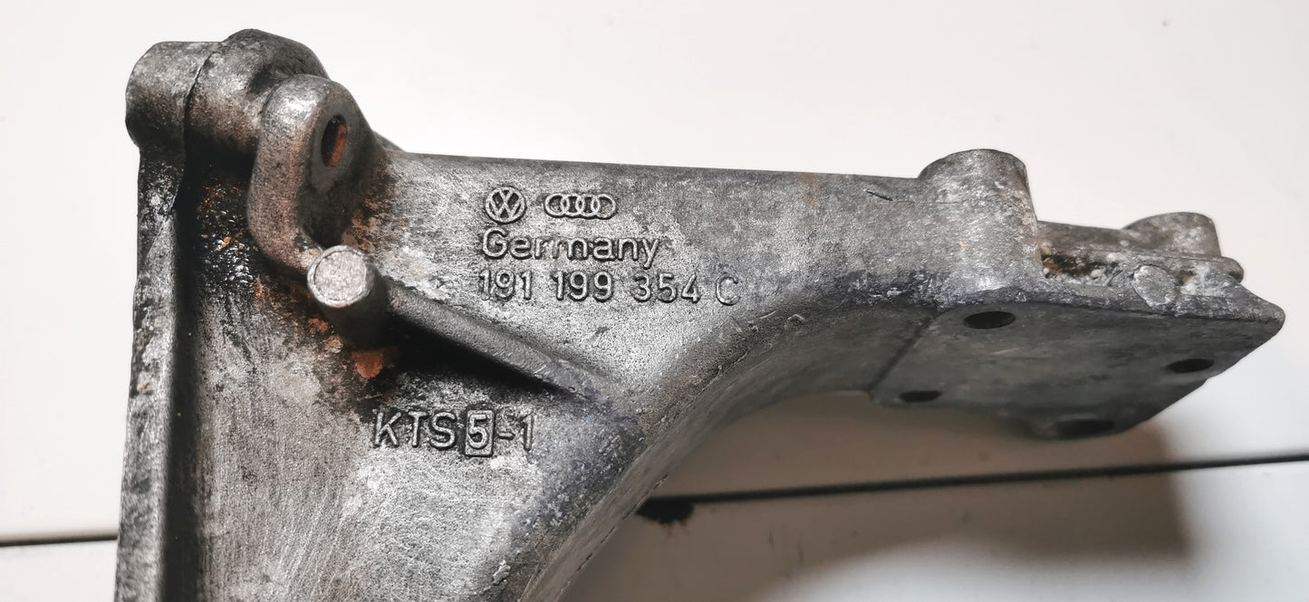 Golf 2 support suspension du moteur
