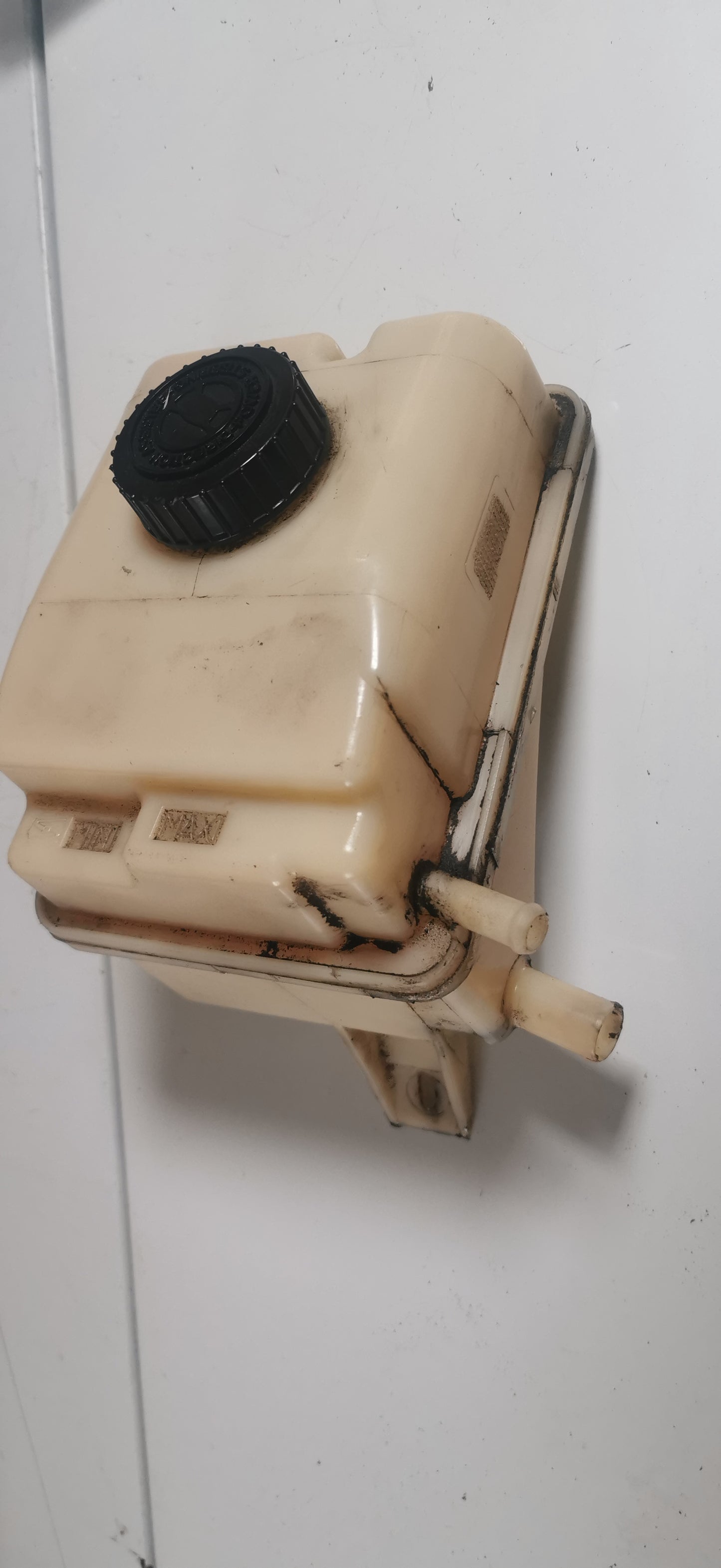Peugeot 306 Réservoir de liquide de direction assistée