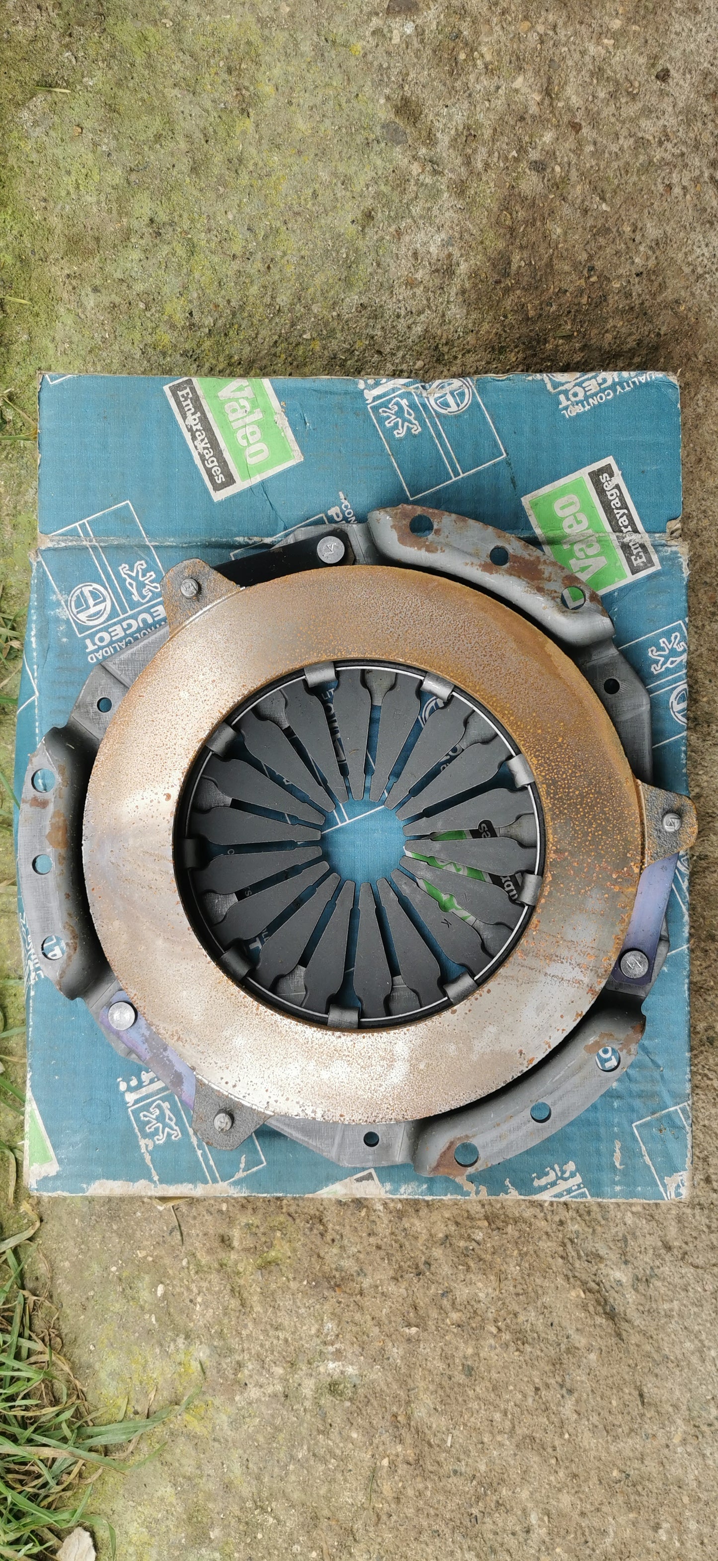 Peugeot 404, 504 kit embrayage