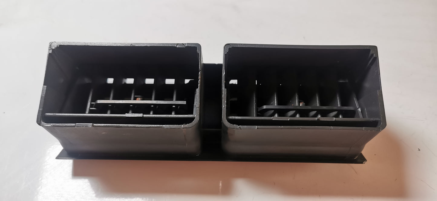 Peugeot 205 Grille d'aération centrale