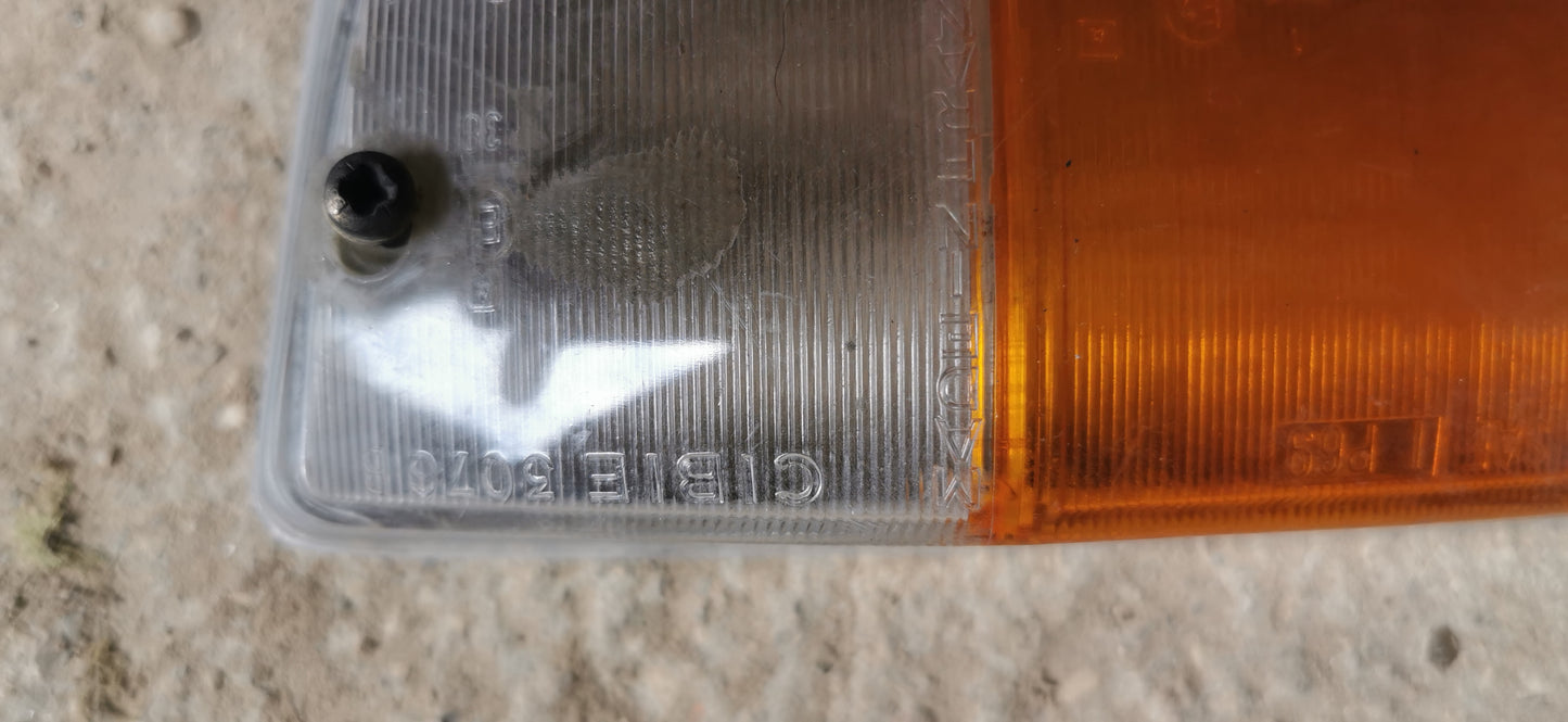 Renault 6 feu clignotant gauche CIBIE 3076