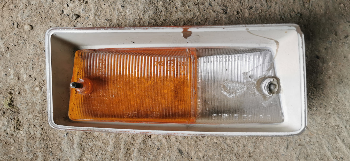 Renault 6 feu clignotant gauche CIBIE 3076