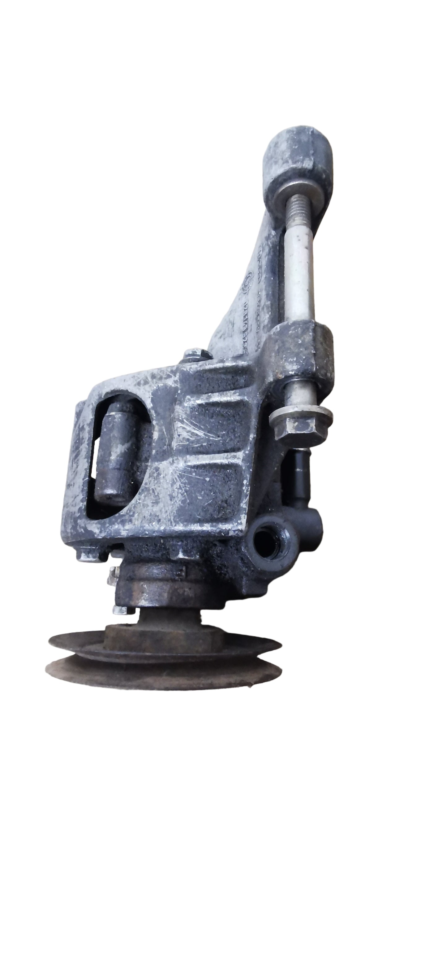 Support pompe Direction assistée Golf 3 Vento Caddy 2 028145523E