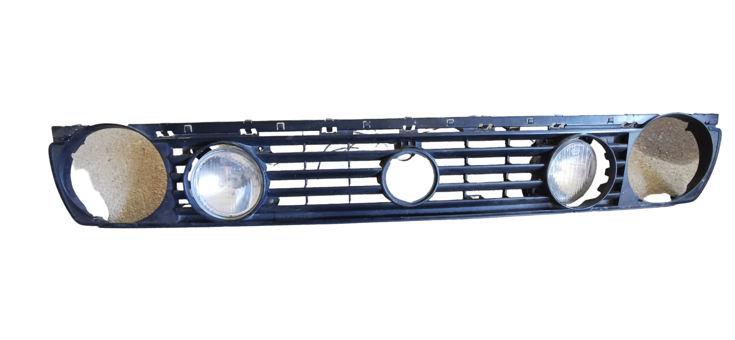 Calandre golf 2 4 phares